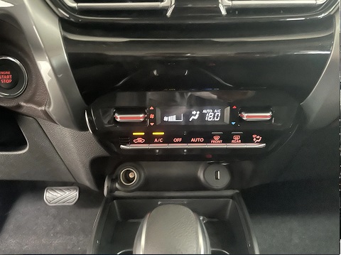 ĐIỀU HÒA TỰ ĐỘNG GIẮC CẮM USB tại đại lý Suzuki Vinh Nghệ An
