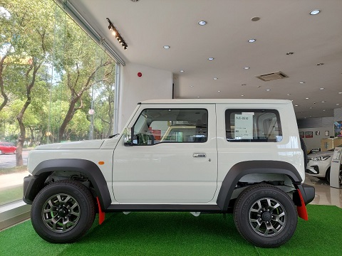 Suzuki Jimny 2025  tại đại lý Suzuki Vinh Nghệ An